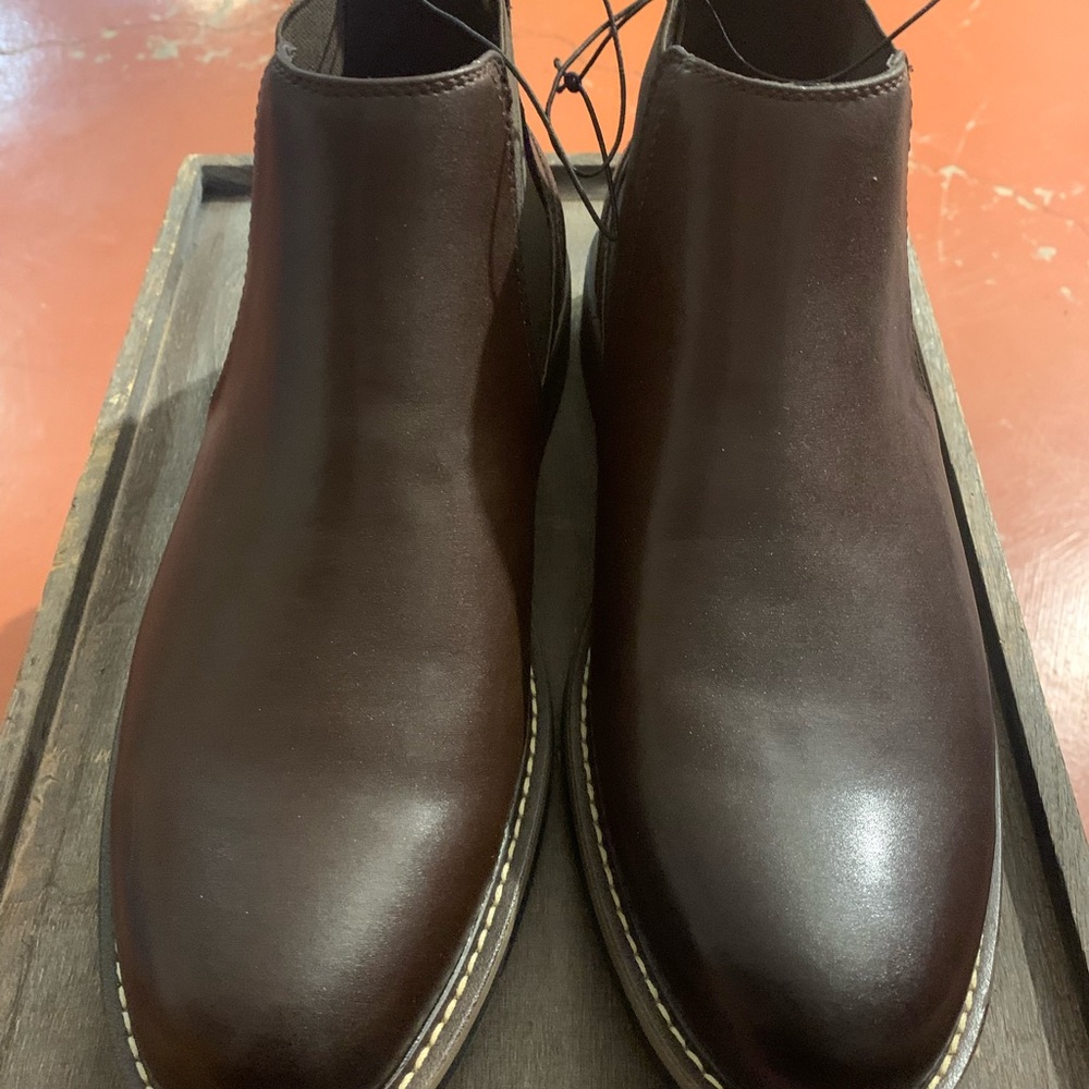 Mens boots brown brand new